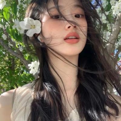 布劳涅森林的女人们